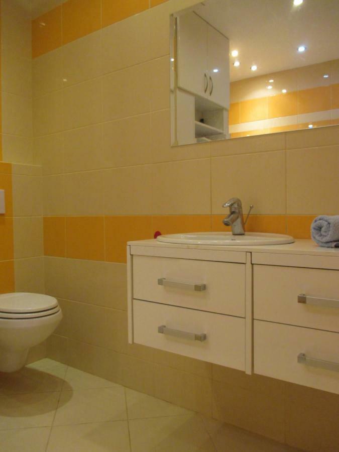 Adoria Apartment Гижицко Екстериор снимка